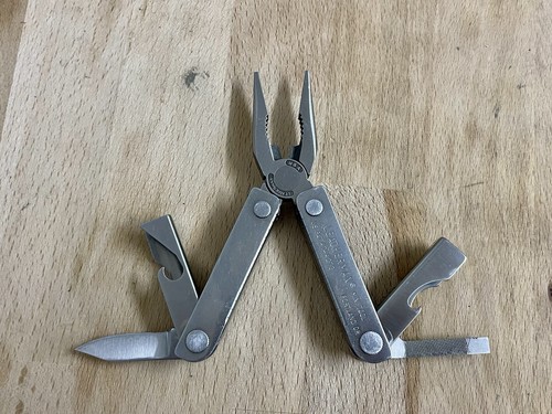 Leatherman mini multitool - -,