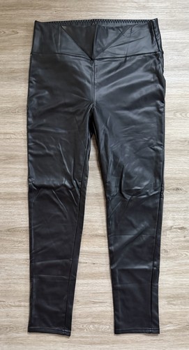 Neue kunstlederhose macht eine - kunstlederhose,