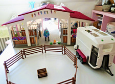 Schleich, großer Pferdehof