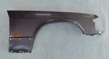 Mercedes W201 190E 2,6 Kotflügel vorne rechts mit Zusatzblinker