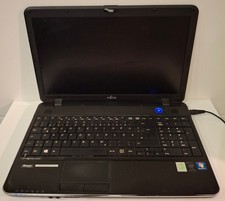 Fujitsu-Siemens Lifebook A512 Display 15,6"  Netbook  Lap Top  ( 1531 )
