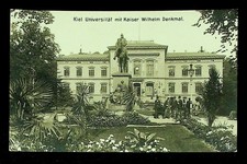 Kiel, Universität mit Kaiser