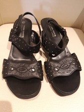 LAURA CONTE Riemen Sandale Leder Nieten schwarz Gr 41 sportlich elegant