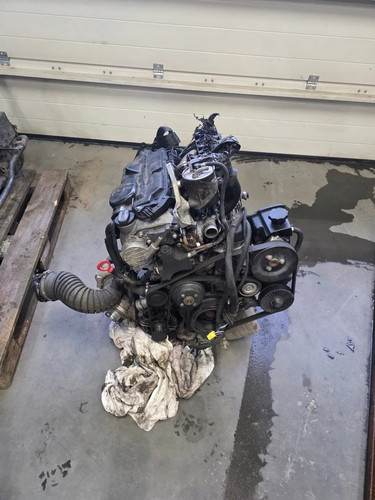 Motor mercedes benz sprinter - motor, mercedes-benz