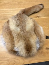 Sitzkissen Fuchsfell mit Schwanz