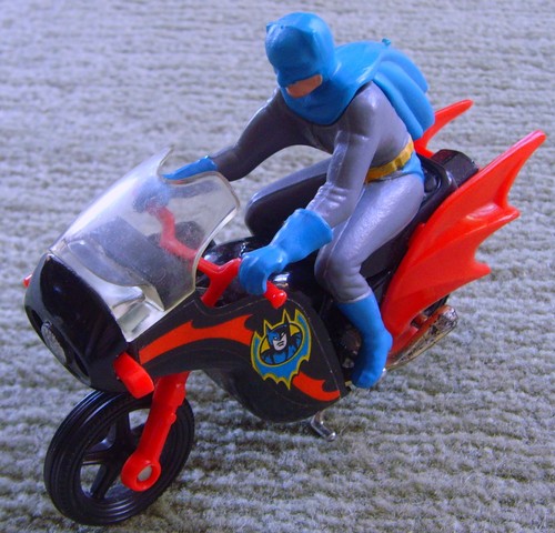 Corgi batman batcycle original - batman,