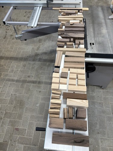 Holzreste kg nussbaum - holzreste,