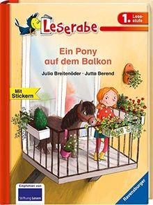 Ein pony auf - balkon,