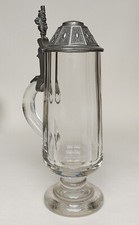 Alter antiker Glas Bierkrug