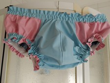 Herren Gummihose - Adult - XL - Rubber Schlüpfer Windelhose mit Rüschen