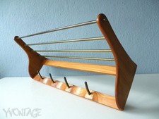 Stylische Wandgarderobe