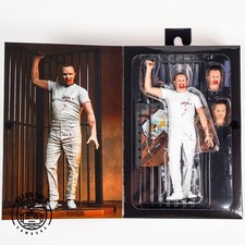 DE Hannibal Lecter NECA The