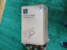 Stokke Nomi Newborn Set, Babyschale, Schwarz/Grau Blau, orginal verpackt