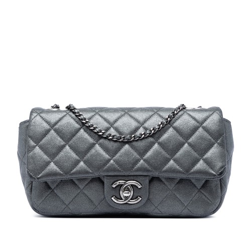 Chanel medium iridescent - chanel,