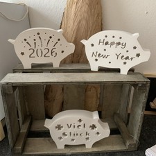 Deko -Glücks-Schweinchen Glücksbringer Schwein mit LED Geschenk Handmade