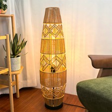 Boho-Style Stehlampe in