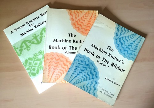 The machine knitter book - machine, knitter's
