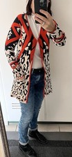 Traum-Cardigan Gr.36 - Wildlife mit Grafikdesign-Streifen 