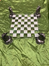 Schachbrett aus Glas mit 4