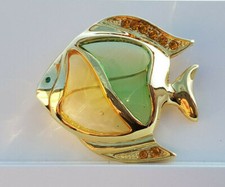 Brosche Anstecknadel Fisch 4 cm goldfarben grün orange Glitzersteinchen BK
