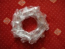 Adventskranz aus Glas, Tischkranz Kranz aus geschmolzenen kleinen Flaschen