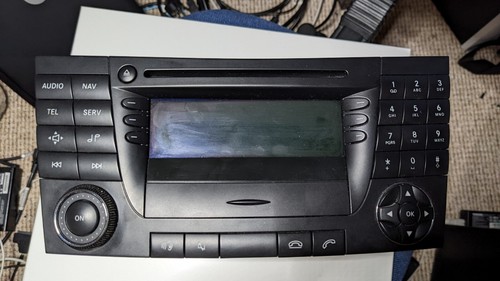 Mercedes benz navi comand aps - benz,