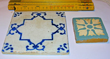 2 Stück historische Fliesen