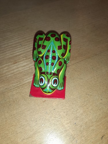 Blechspielzeug knackfrosch - blechspielzeug,