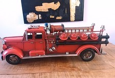 Großes Feuerwehrauto Modell
