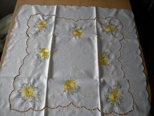 Neu Maison Strauss Tisch