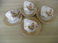 Goebel 4 Kaffeetassen  mit 4 Untertassen Engel Weihnachtstassen Gold