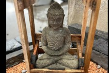 Sitting Buddha Meditation 45 cm aus Naturstein, Steinfiguren, Skulpturen, Deko