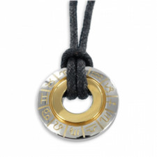 Textilcollier mit Anhänger