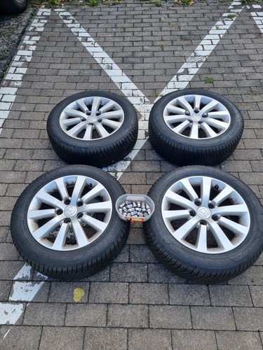Goodyear vector 4seasons - vector,