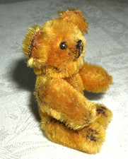 Antiker Miniteddy von Schuco - Curryfarben - Metallkörper mit Mohair 6,5 cm