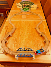 Tidmouth 5 Schuppen, Mattel zuggetrieben grün Drehscheibe Thomas Trackmaster, 2010