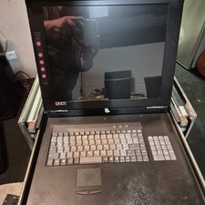 KVM -Konsole Lindy 17 Zoll LCD