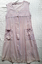 Kleiderschürze * Kittelkleid * ca.  48 * lila-bunt geblümt * BW * Arbeitsschürze