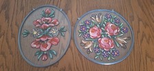Zwei Handgemalte