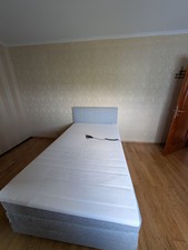 DEINE TANTE EMMA  Boxspringbett 