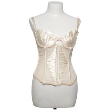 What Katie Did, Korsett