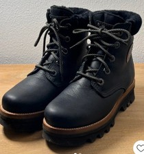 Neue, schwarze Panama Jack