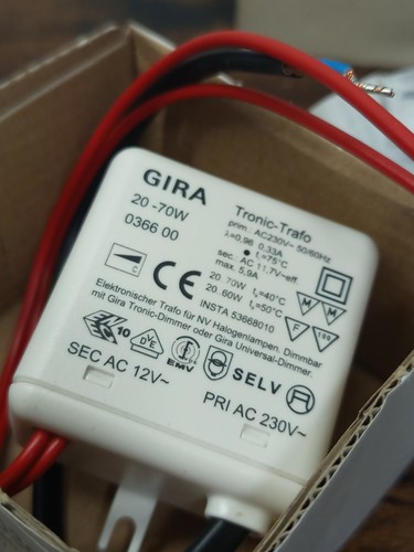 Gira tronic trafo 70w - tronic, 20-70w