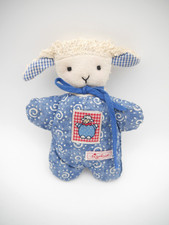Sigikid Schaf Lamm 14 cm Frottee blau weiß Stofftier Greifling Quietsch Geräusch