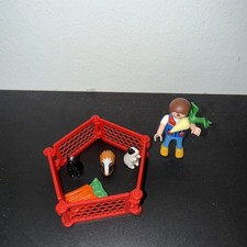 Playmobil Zum Bauernhof 3 Meerschweinchen im Gehege mit Möhren & Kind Junge