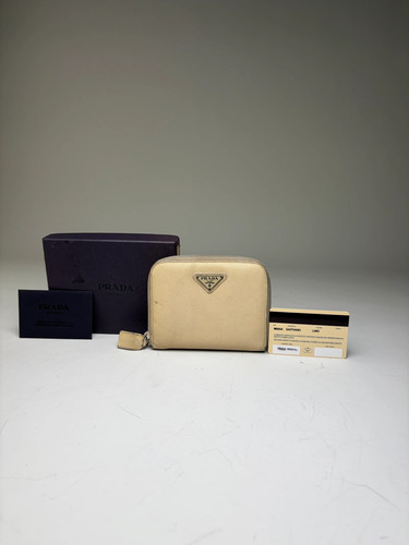 Vintage prada saffiano - prada, leather