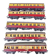 Rack 5 x Triang Spur OO BR