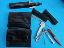 2 Tabakbeutel, Tabaktasche aus weichem Leder, schwarz + versch. Zubehör