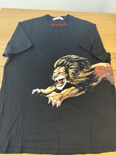 Givenchy lion print oversized - givenchy,