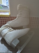 Oxelo Eiskunstlauf-Schlittschuhe mit Fellfutter Damengröße 6,5 UK guter Zustand